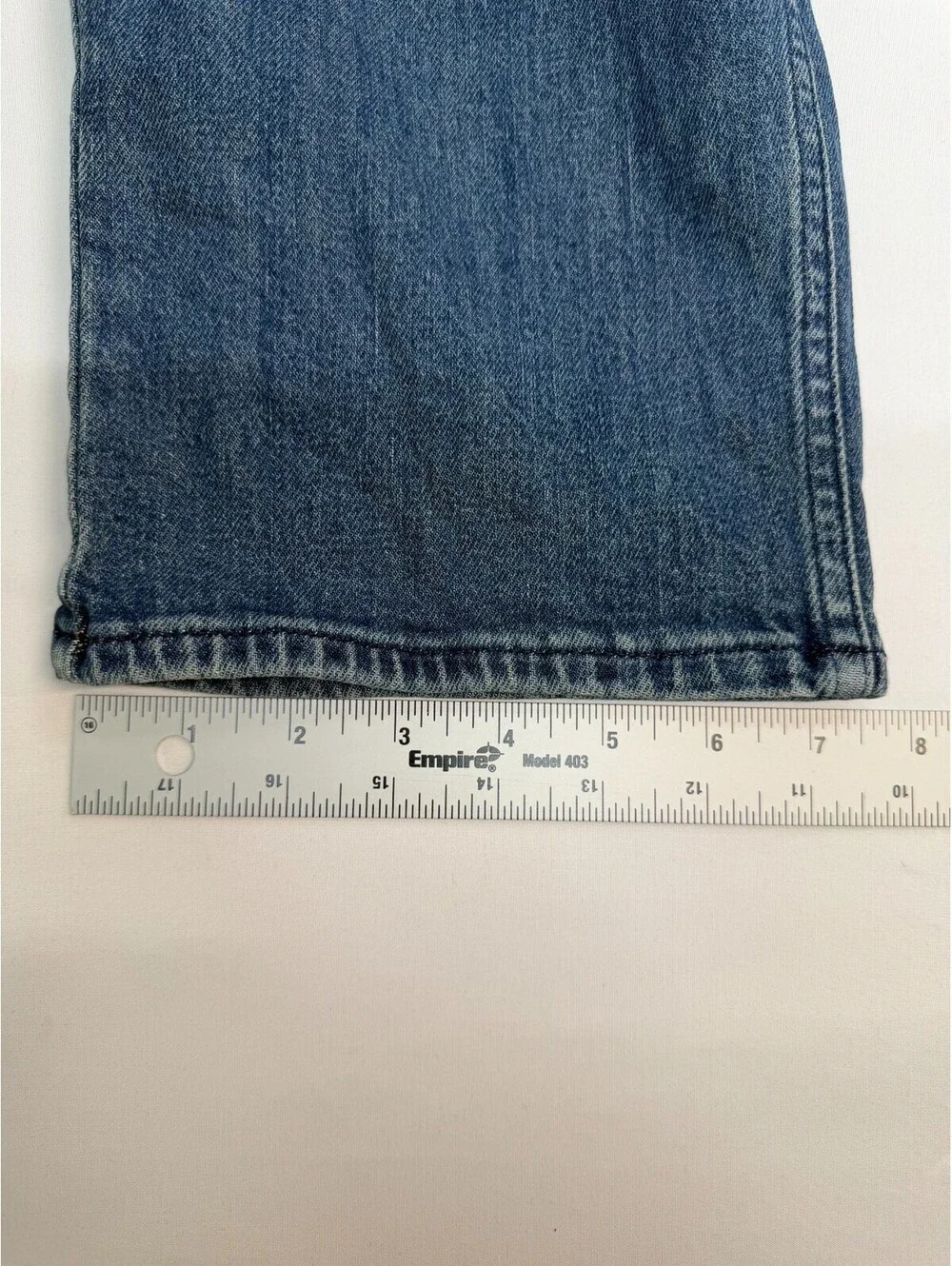 Calvin Klein Men's Jeans Slim Straight Medium Wash Mid Rise Solid Size 38 Blue